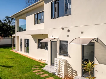 2 Unit Townhouse Complex