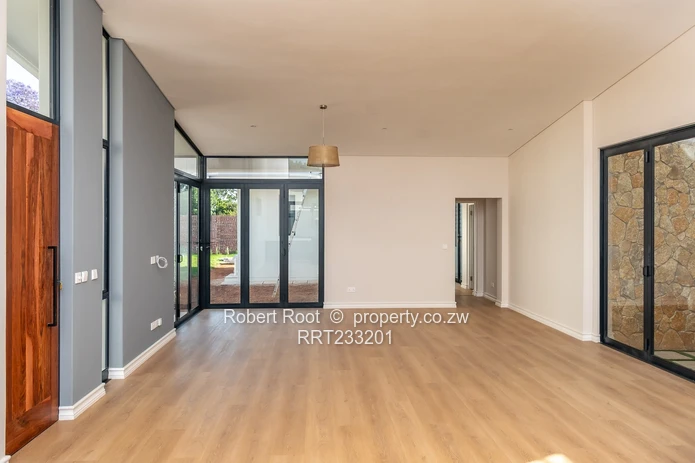 Modern 3 bed cluster home in Newlands