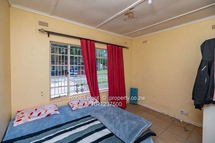 4 Bedroom House for Sale in Greendale