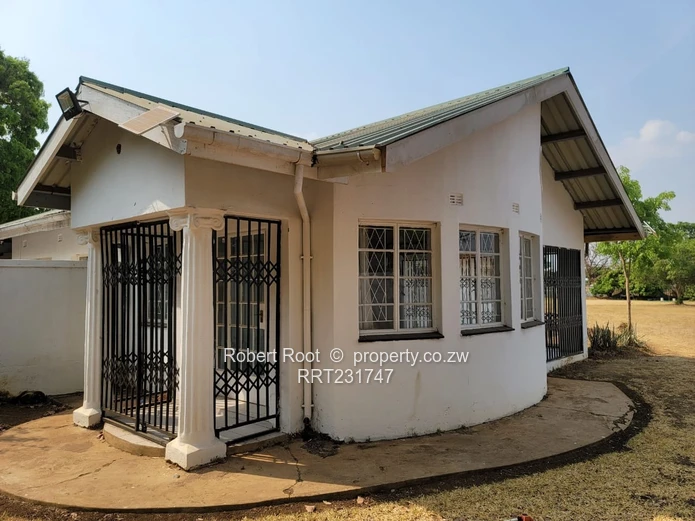 3 bed family home in Twinlakes Norton