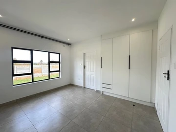 7 Bedroom House