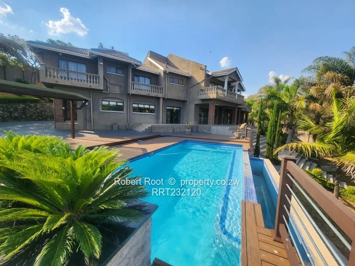 Elegant 6 Bedrooms Fully Furnished Double Storey House