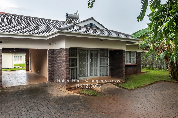 Stunning 2 bed furnished apartment!