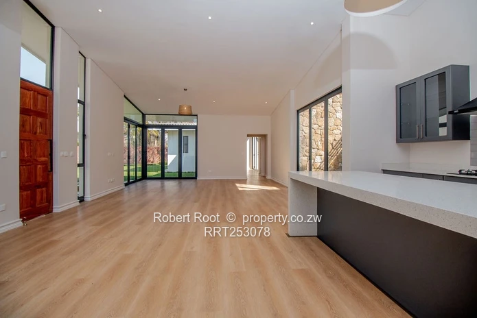 NEWLANDS - EXCEPTIONAL TOWNHOUSE (with Pool)
