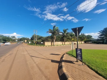 Commercial & Industrial Land