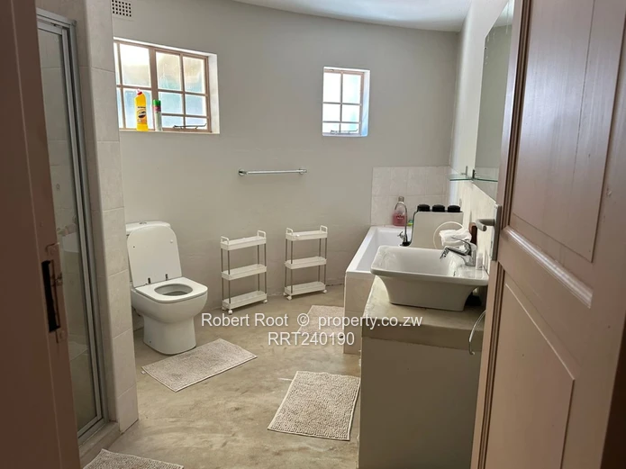 Exceptional Lifestyle Property on a Large 3,720 sqm Plot