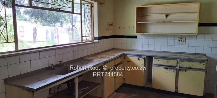 Renovators/Investors opportunity 3 821sqm (Sole Mandate)