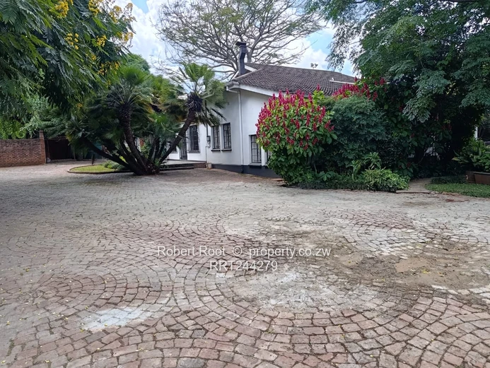 Commercial Property To Rent In Avondale