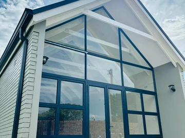  3 Bedroom Garden Flat For Rent