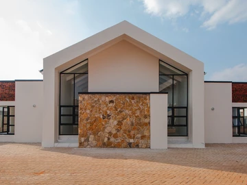 2 Unit Townhouse Complex