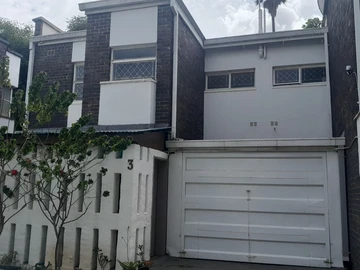 3 bedroom garden flat for rent