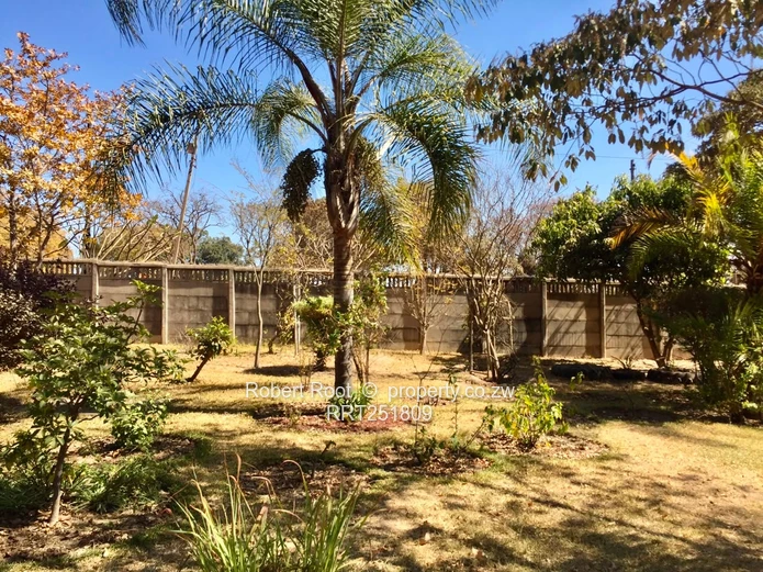  Prime 1-Acre Parktown Property with Separate Cottage