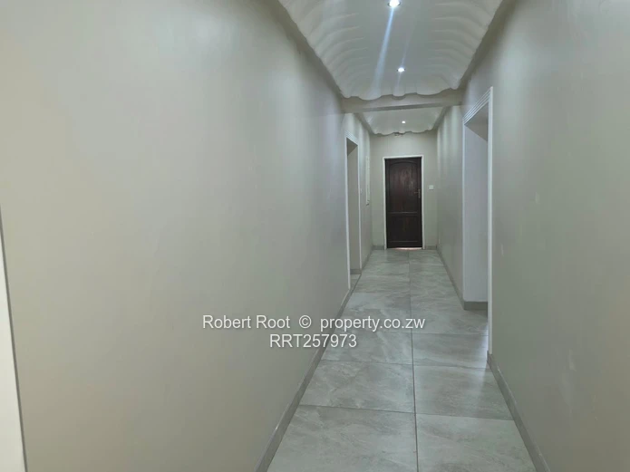 6 Bedroom Executive Townhouse to Rent in Helensvale