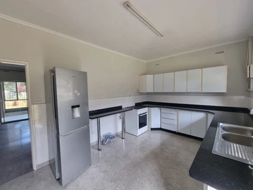2 Bedroom Garden Flat