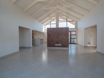3 Bedroom Garden Flat