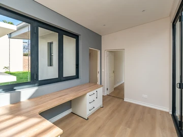 3 Bedroom Garden Flat