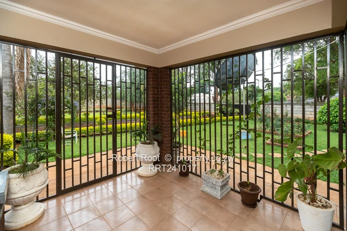 Stunning fully furnished apartments!