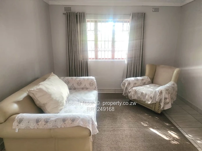 Spacious Family Home with Additional Accommodation For Rent in Chisipite