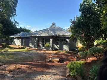 Cottage to Rent in Greendale North