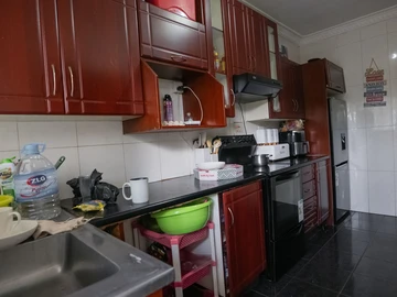 3 Bedroom Flat & Apartment
