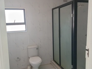 3 Bedroom Garden Flat