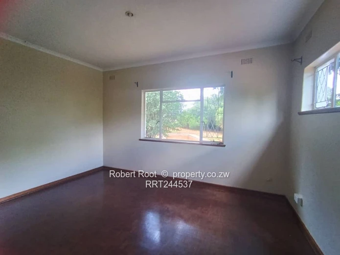 Shared individual office space in Rolf Valley