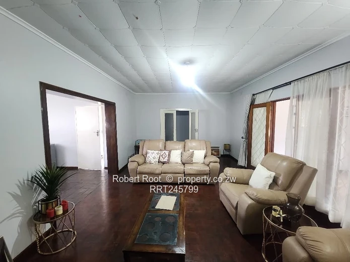 Neat 4 Bedroom House to Rent In Greendale