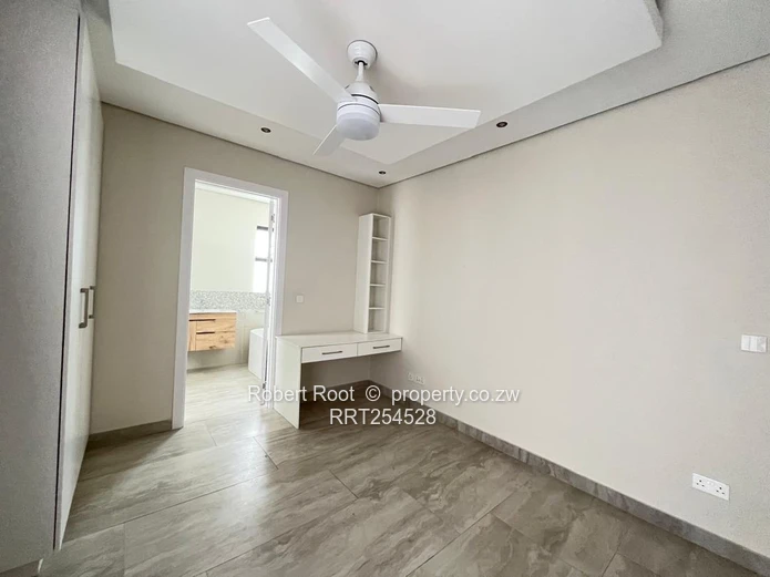 3 bed townhouse in Greendale
